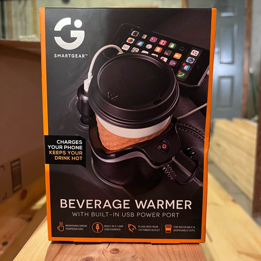 NIB Beverage Warmer w/ Built in USB Charger